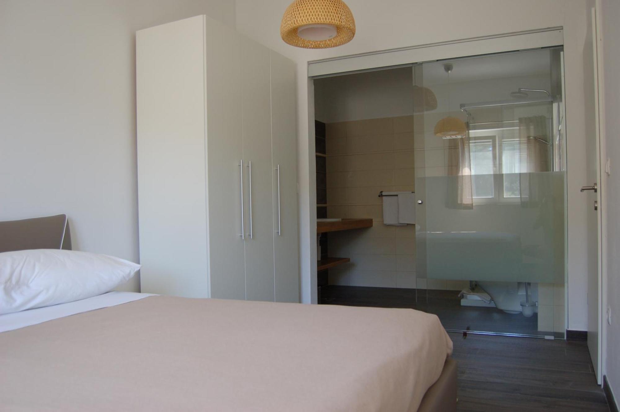 Gorgonia Suites In Verunić Habitación foto